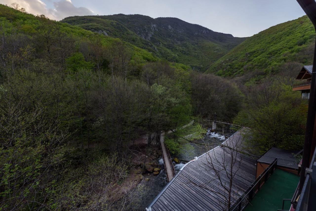 Resort Ujevara E Drinit Peje Dış mekan fotoğraf